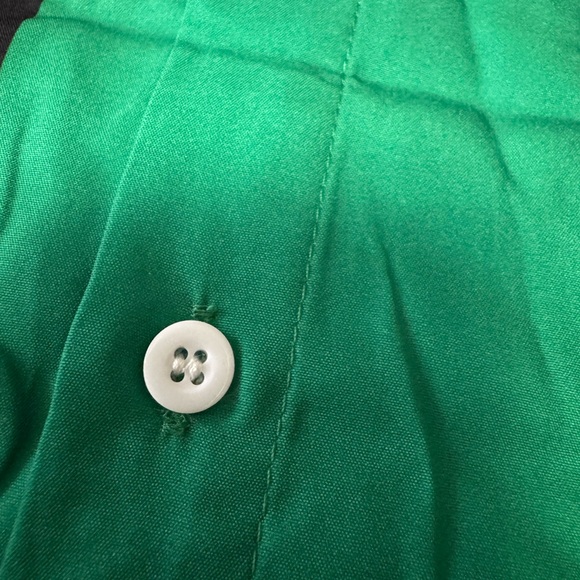 Leprechaun Graphic Green Button-Up Shirt – XL - Picture 7 of 9